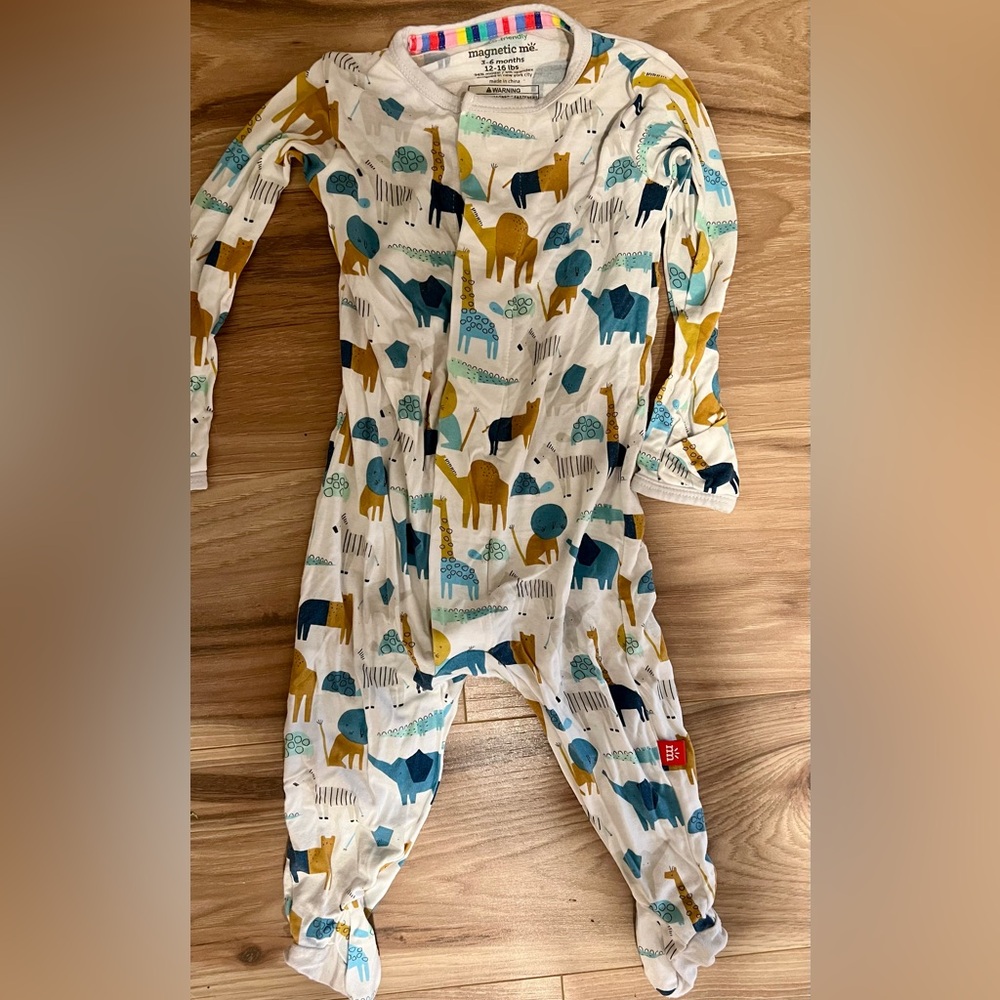 Magnetic Me Safari Adventure Onesie - Multicolor size 3-6 months